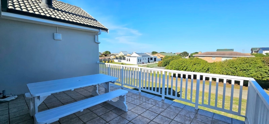3 Bedroom Property for Sale in Franskraal Western Cape